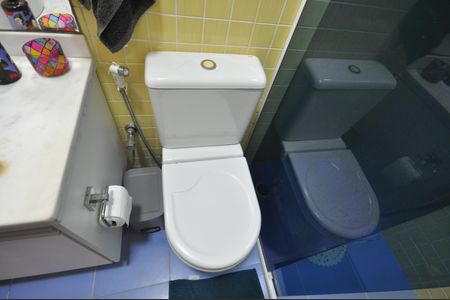 Casa de condomínio para alugar com 197m², 3 quartos e 2 vagasBanheiro Social