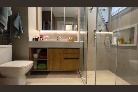 Apartamento à venda com 125m², 2 quartos e 2 vagasBanheiro da Suíte 2