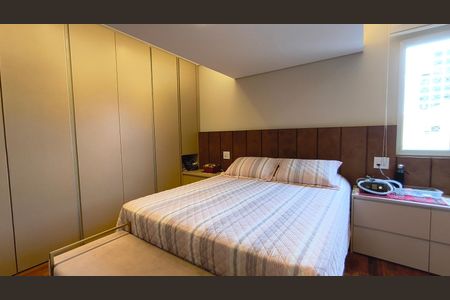 Apartamento à venda com 125m², 2 quartos e 2 vagasSuíte 2