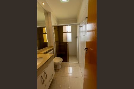 Apartamento para alugar com 133m², 3 quartos e 2 vagasBanheiro