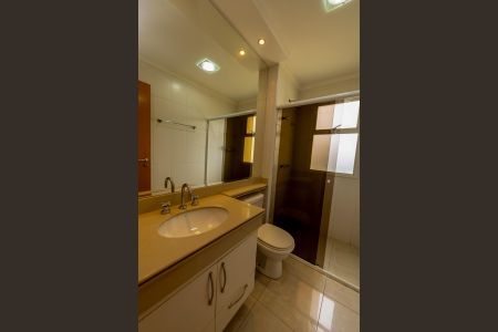 Apartamento para alugar com 133m², 3 quartos e 2 vagasBanheiro