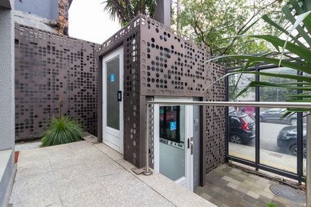 Studio à venda com 30m², 1 quarto e 1 vagaEntrada acessível