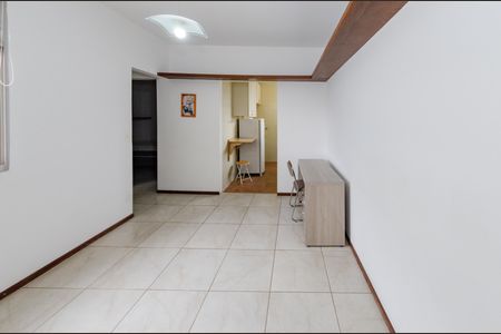 Sala de apartamento para alugar com 1 quarto, 50m² em Funcionários, Belo Horizonte