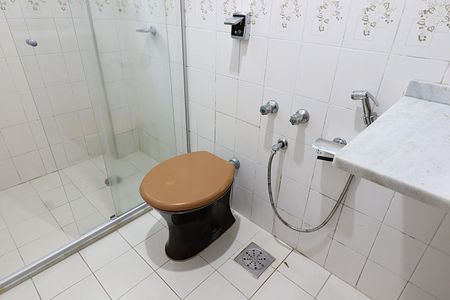 Apartamento à venda com 80m², 2 quartos e sem vagaBanheira da Suíte