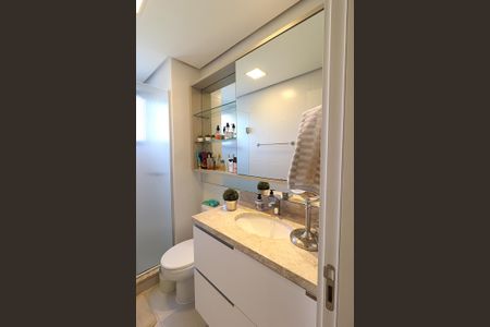 Apartamento à venda com 69m², 2 quartos e 1 vagaBanheiro da Suíte