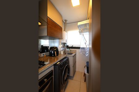 Apartamento à venda com 69m², 2 quartos e 1 vagaÁrea de Serviço