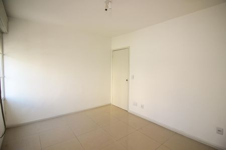 Quarto de apartamento para alugar com 1 quarto, 43m² em Menino Deus, Porto Alegre