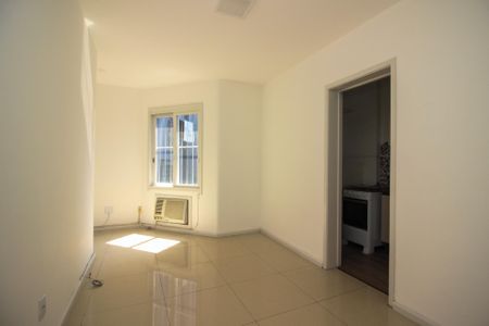 Sala de apartamento para alugar com 1 quarto, 43m² em Menino Deus, Porto Alegre