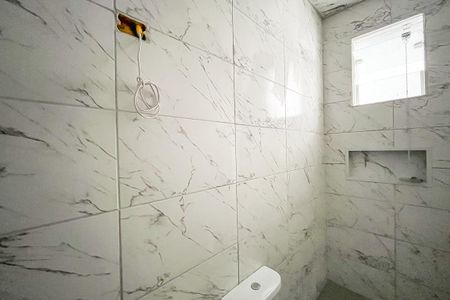 Casa para alugar com 60m², 2 quartos e sem vagaBanheiro