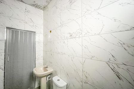 Casa para alugar com 60m², 2 quartos e sem vagaBanheiro