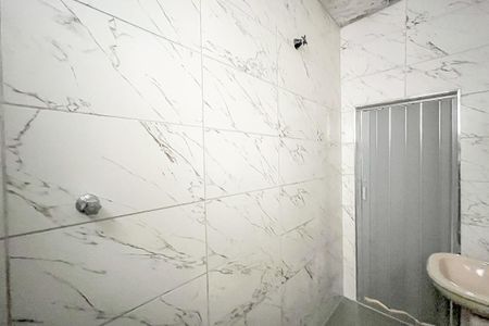 Casa para alugar com 60m², 2 quartos e sem vagaBanheiro