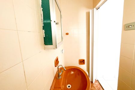 Casa para alugar com 60m², 2 quartos e sem vagaBanheiro da Suíte