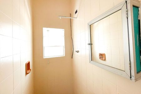 Banheiro da Suíte de casa para alugar com 2 quartos, 60m² em Lauzane Paulista, São Paulo