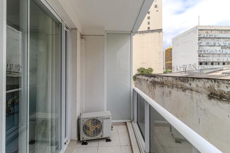 Studio para alugar com 30m², 1 quarto e sem vaga Studio para alugar com 30m², 1 quarto e sem vagaVaranda