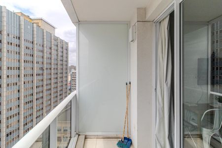 Varanda de kitnet/studio para alugar com 1 quarto, 30m² em Centro Histórico de São Paulo, São Paulo
