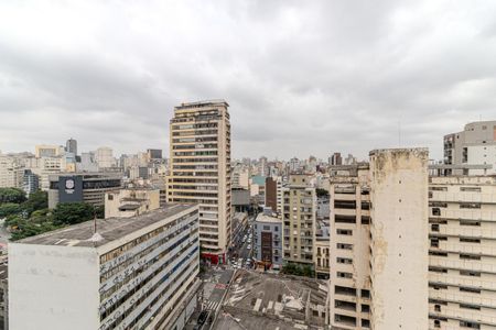 Vista de kitnet/studio para alugar com 1 quarto, 30m² em Centro Histórico de São Paulo, São Paulo