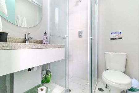 Banheiro de kitnet/studio para alugar com 1 quarto, 30m² em Centro Histórico de São Paulo, São Paulo