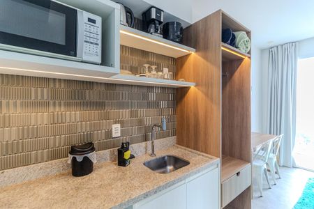Studio para alugar com 30m², 1 quarto e sem vaga Studio para alugar com 30m², 1 quarto e sem vagaCozinha