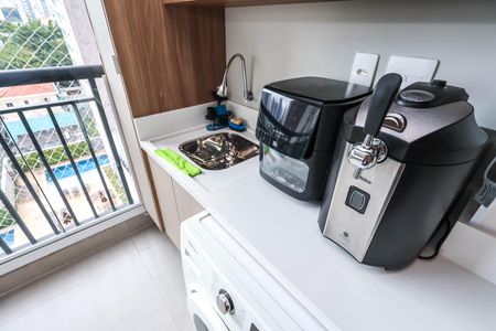 Cozinha de apartamento à venda com 3 quartos, 72m² em Vila Nair, São Paulo