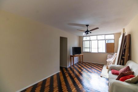 Sala de apartamento à venda com 2 quartos, 73m² em Icaraí, Niterói