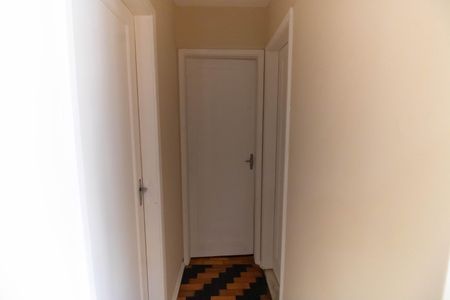 Corredor  de apartamento à venda com 2 quartos, 73m² em Icaraí, Niterói