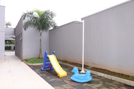 Apartamento à venda com 39m², 2 quartos e sem vagaÁrea comum - Playground