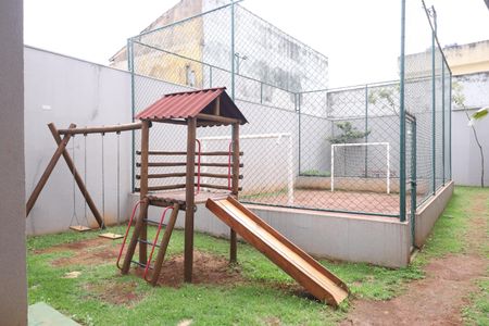 Apartamento à venda com 39m², 2 quartos e sem vagaÁrea comum - Playground