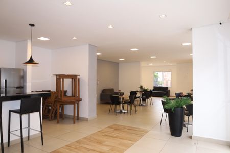 Apartamento à venda com 39m², 2 quartos e sem vagaÁrea comum - Salão de festas