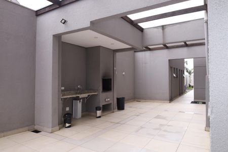 Apartamento à venda com 39m², 2 quartos e sem vagaÁrea comum - Churrasqueira