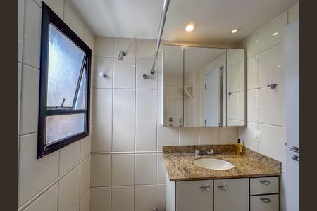 Apartamento para alugar com 105m², 3 quartos e 1 vaga
