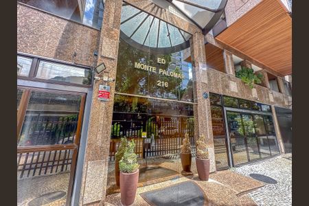 Apartamento para alugar com 105m², 3 quartos e 1 vaga