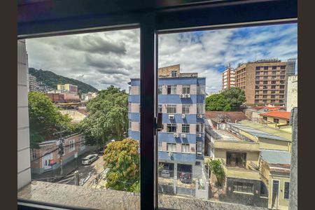 Apartamento para alugar com 105m², 3 quartos e 1 vaga