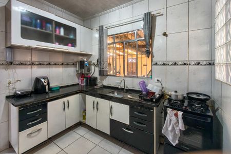 Casa para alugar com 161m², 4 quartos e 3 vagas Casa para alugar com 161m², 4 quartos e 3 vagasCozinha