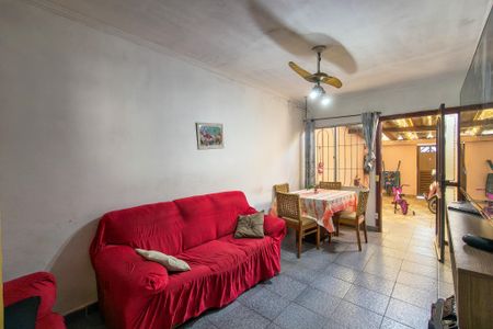 Casa para alugar com 161m², 4 quartos e 3 vagas Casa para alugar com 161m², 4 quartos e 3 vagasSala