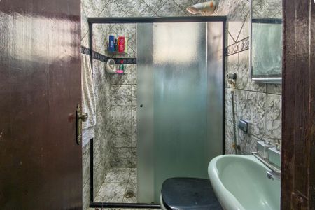 Casa para alugar com 161m², 4 quartos e 3 vagas Casa para alugar com 161m², 4 quartos e 3 vagasBanh5