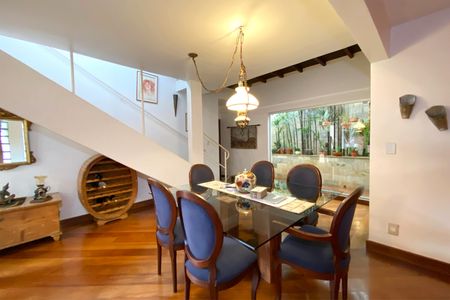 Casa à venda com 420m², 5 quartos e 4 vagasSala de Jantar