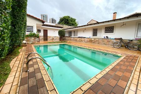 Piscina de casa à venda com 5 quartos, 420m² em Belvedere, Belo Horizonte