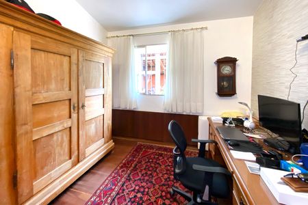 Casa à venda com 420m², 5 quartos e 4 vagasQuarto 5