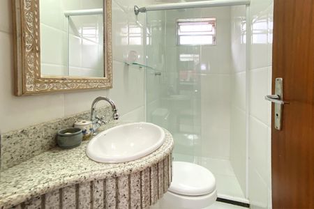 Casa à venda com 420m², 5 quartos e 4 vagasBanheiro de serviço