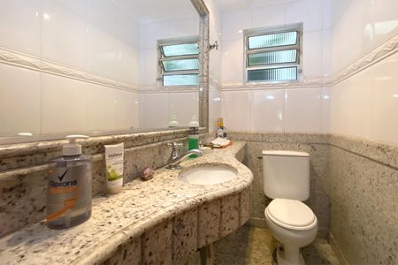 Casa à venda com 420m², 5 quartos e 4 vagasLavabo