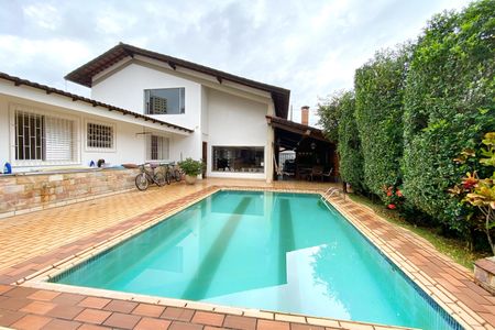 Casa à venda com 420m², 5 quartos e 4 vagasPiscina