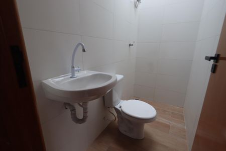 Banheiro de apartamento para alugar com 1 quarto, 38m² em Jardim Aricanduva, São Paulo