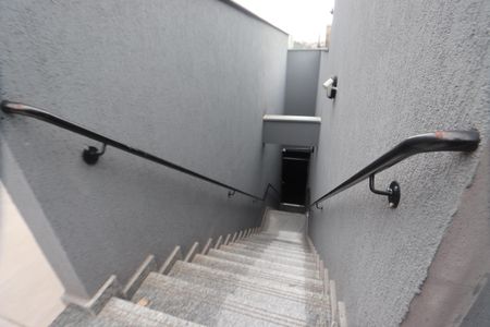 Apartamento para alugar com 38m², 1 quarto e sem vagaEscada