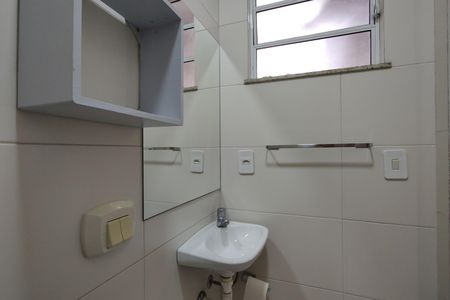 Casa de condomínio para alugar com 143m², 2 quartos e 2 vagas Casa de condomínio para alugar com 143m², 2 quartos e 2 vagasBanheiro da Suíte