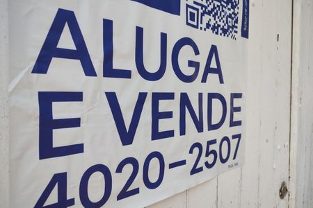 Casa de condomínio para alugar com 143m², 2 quartos e 2 vagas Casa de condomínio para alugar com 143m², 2 quartos e 2 vagasPlaca