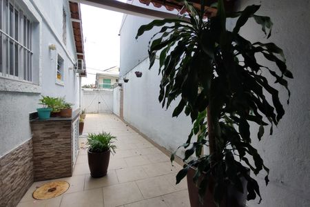 Casa de condomínio para alugar com 143m², 2 quartos e 2 vagas Casa de condomínio para alugar com 143m², 2 quartos e 2 vagasQuintal