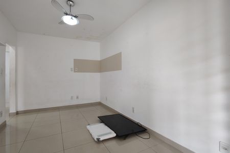 Sala de casa de condomínio para alugar com 2 quartos, 143m² em Freguesia (jacarepaguá), Rio de Janeiro