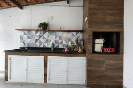 Casa de condomínio para alugar com 143m², 2 quartos e 2 vagas Casa de condomínio para alugar com 143m², 2 quartos e 2 vagasChurrasqueira