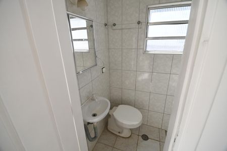 Casa para alugar com 130m², 3 quartos e 2 vagasBanheiro de serviço