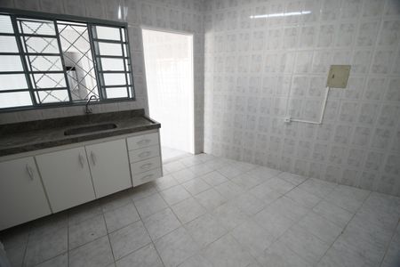 Casa para alugar com 130m², 3 quartos e 2 vagasCozinha - Edícula